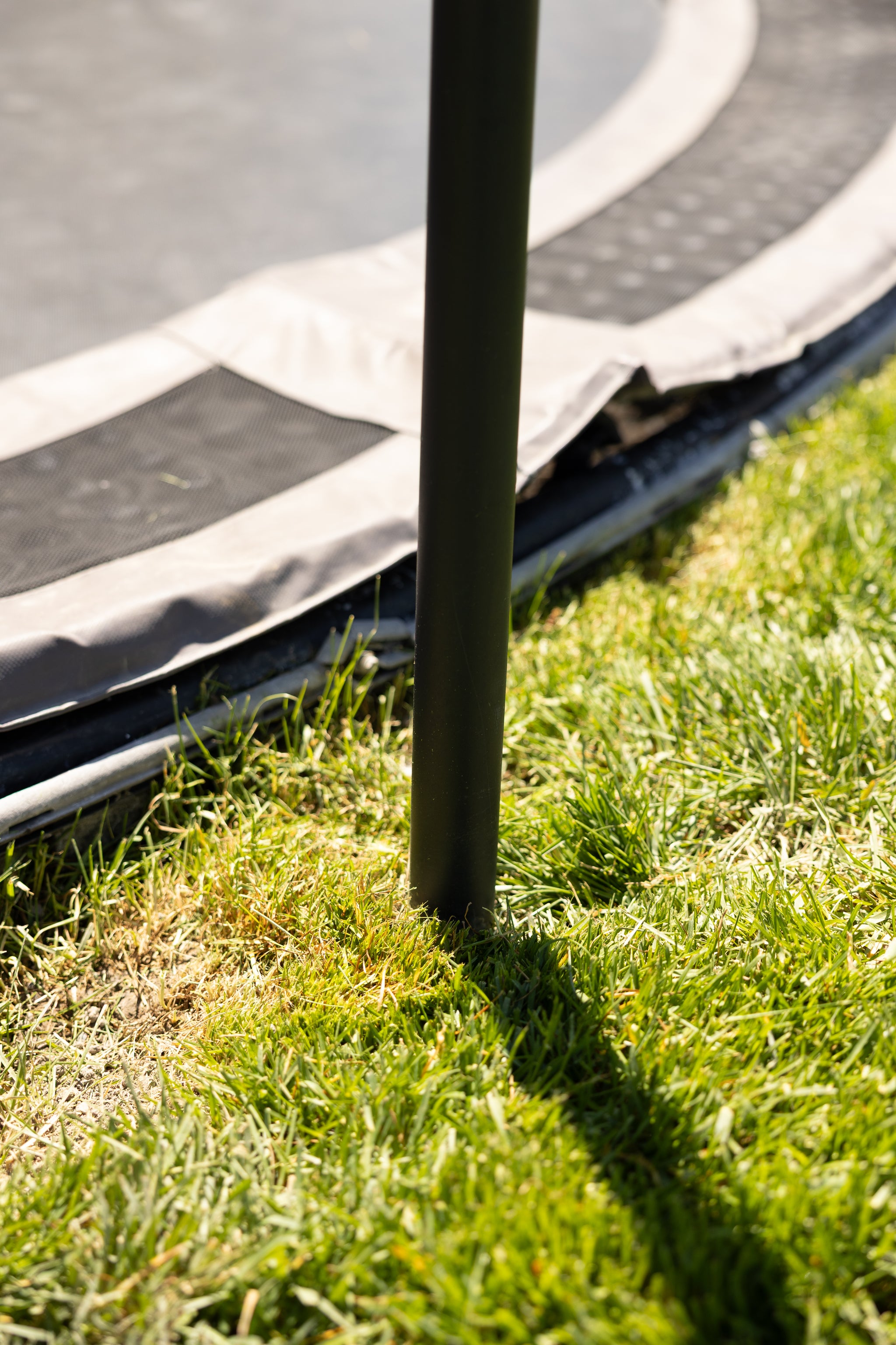 IN-GROUND TRAMPOLINE HOOP